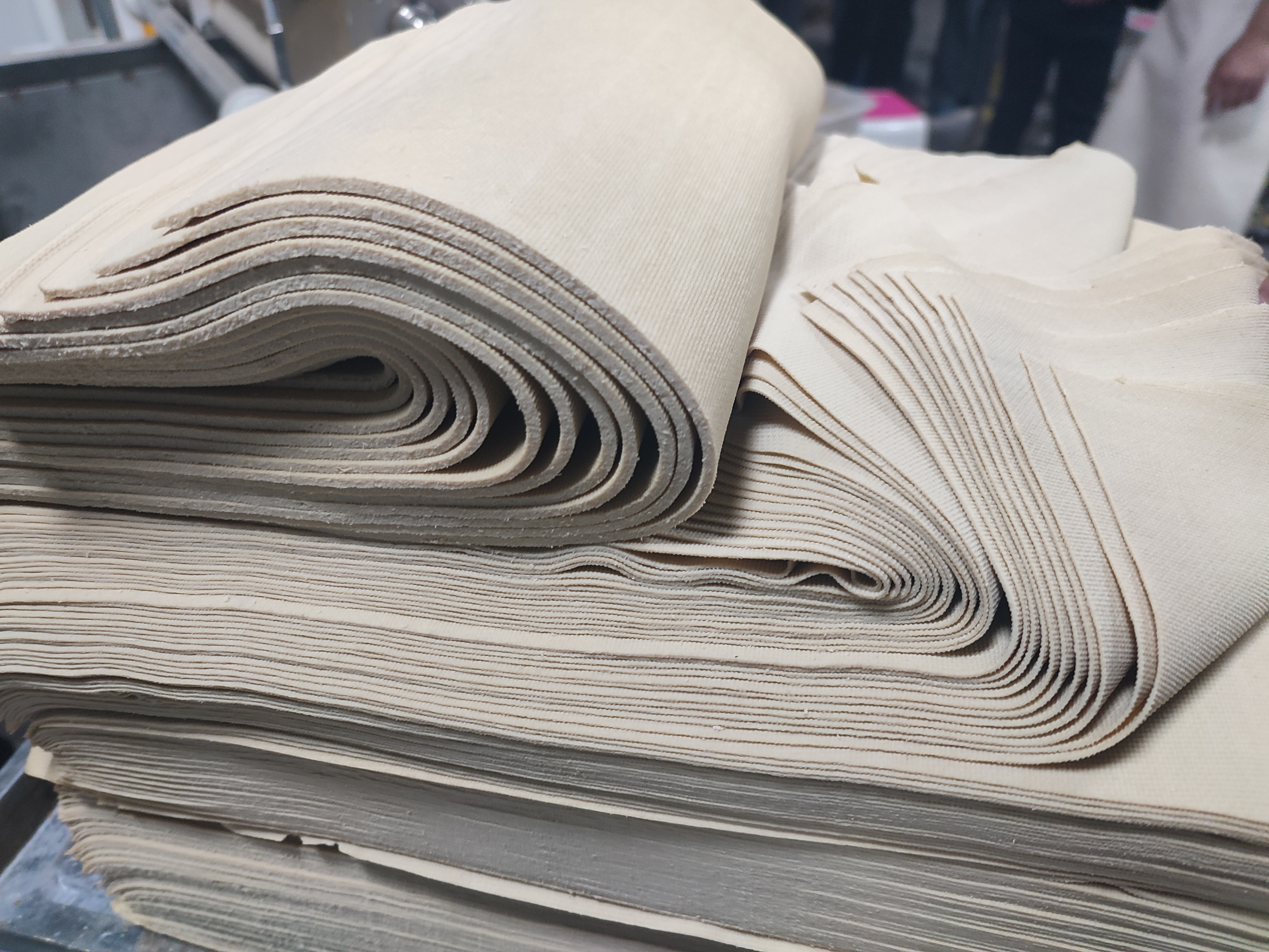 陜西西安六米豆腐皮機做的成品